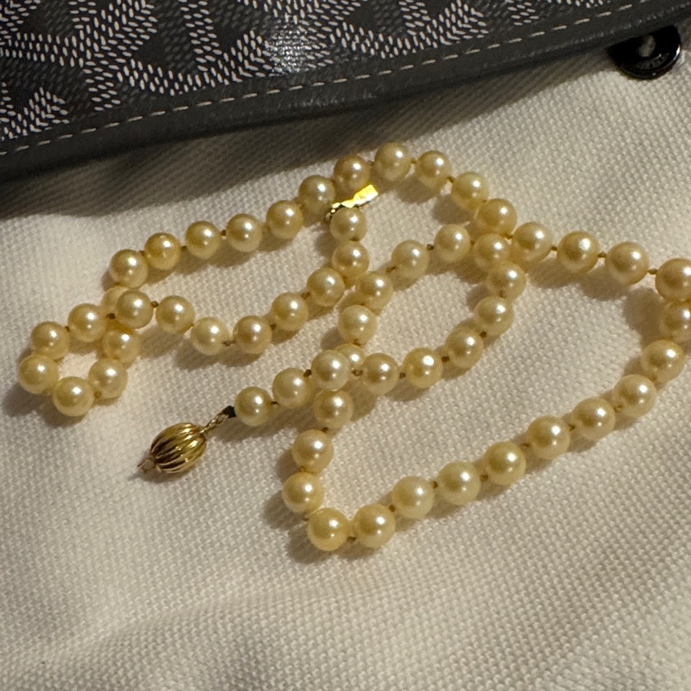 Classic Gold Pearl Necklace